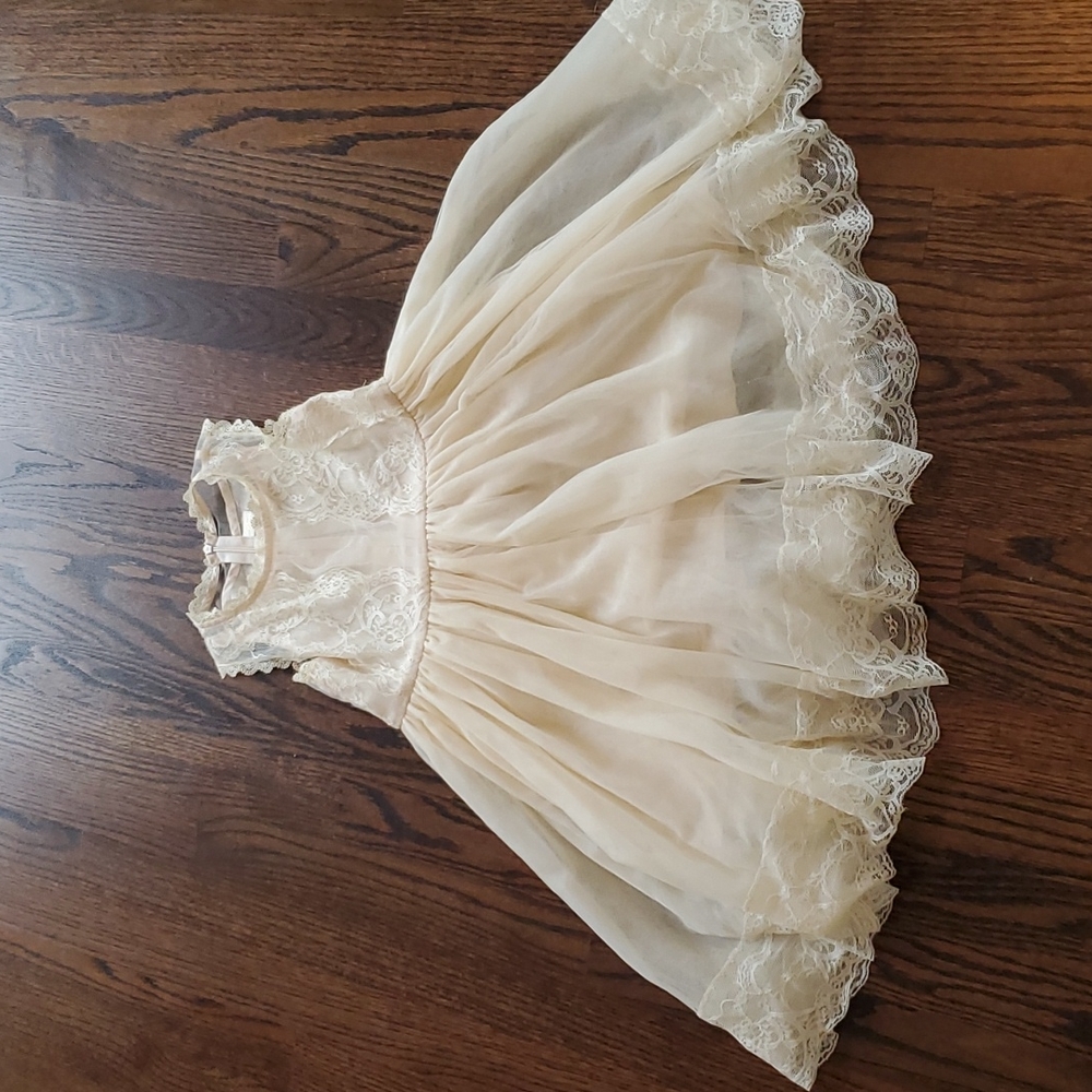 Lace dress
